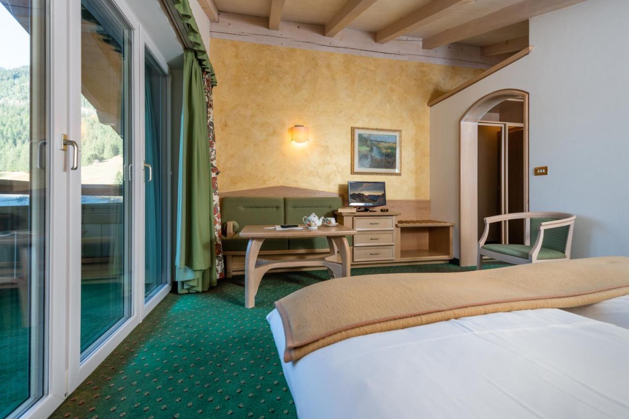 Albergo Contrin Campitello di Fassa Exterior foto